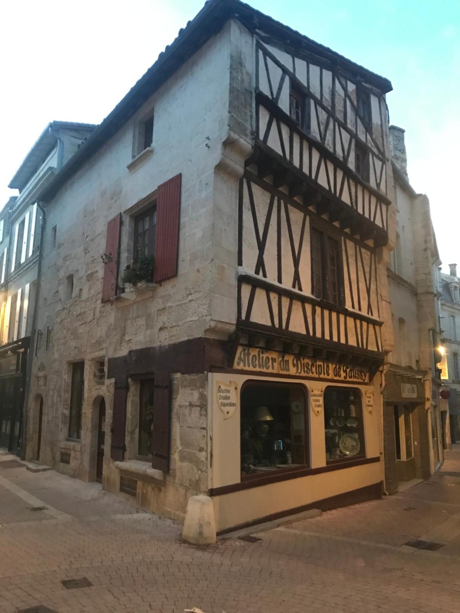 Super Studio Coup De Coeur Niort Exterior photo